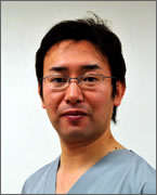 院長 久保満